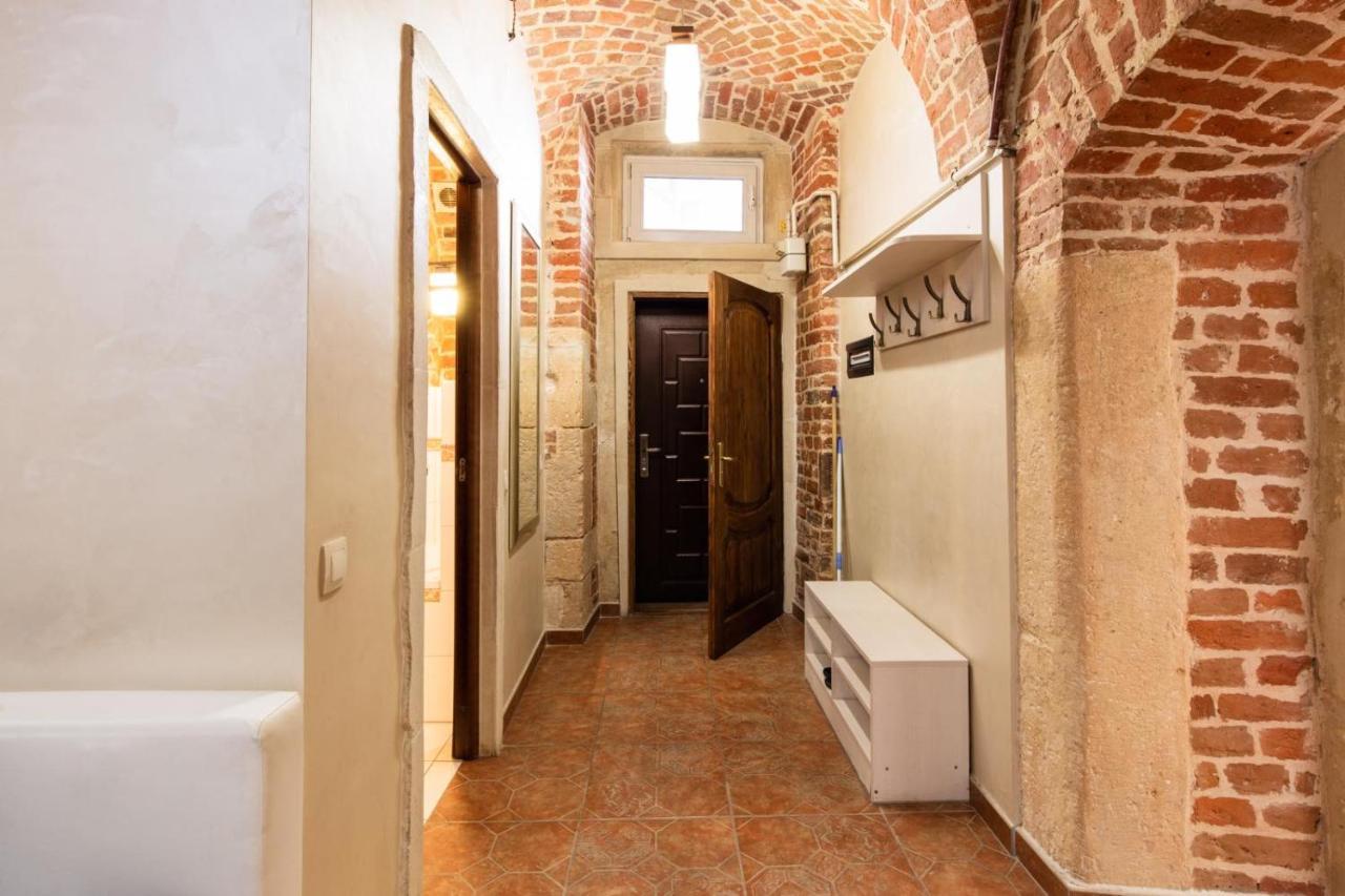 Spirit Of Old Lviv Apartment Main Square 외부 사진
